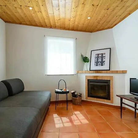 Lovelystay - Casa Do Farol Hébergement de vacances *